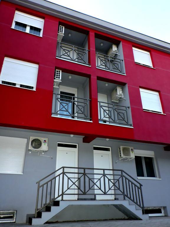 B&B Zmajevo Gnezdo 021 Sremska Kamenica 외부 사진